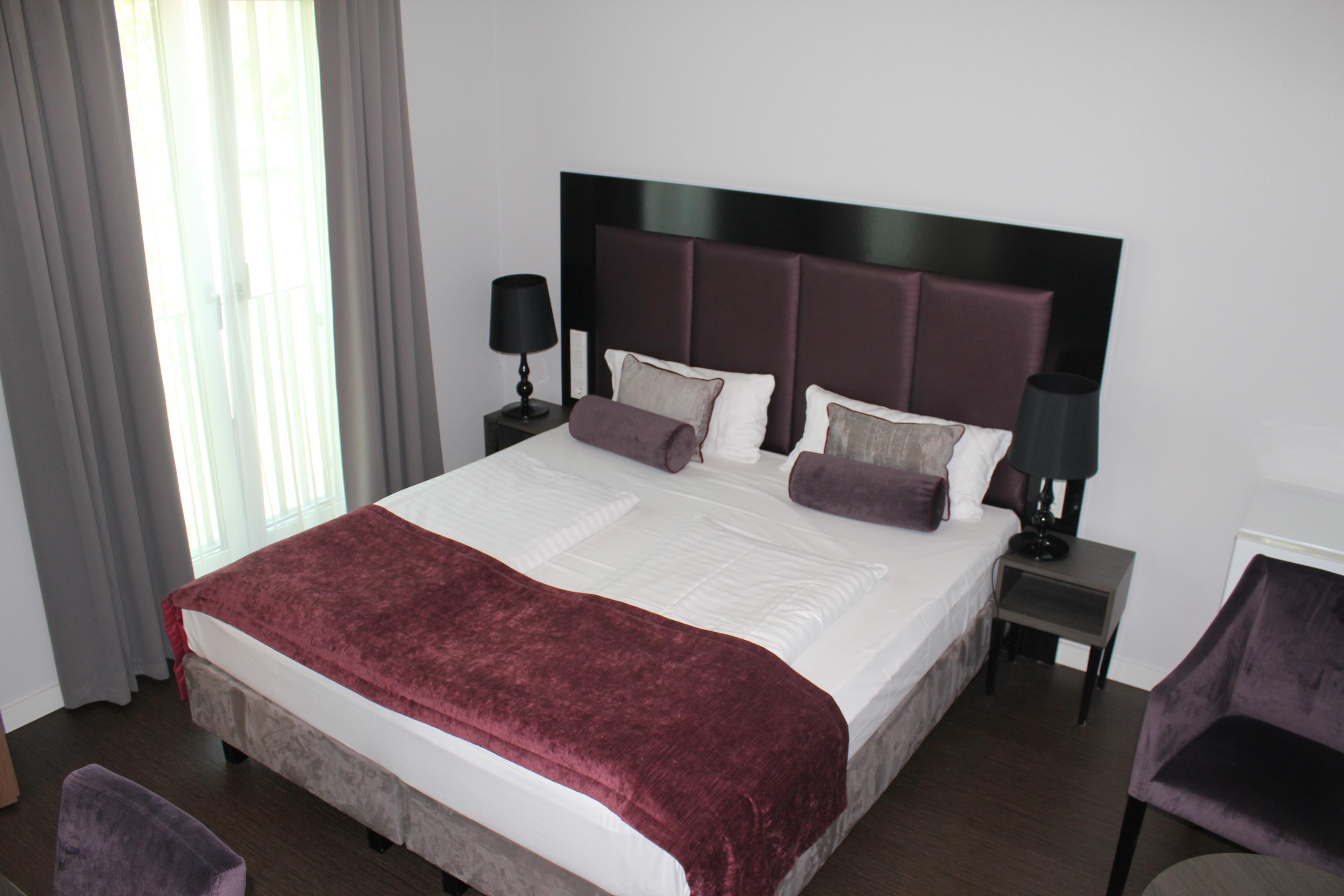 อารีนา อัน แดร์ ฟรีดแบร์เกอร์ วาร์เทอ Hotel Frankfurt am Main ภายนอก รูปภาพ